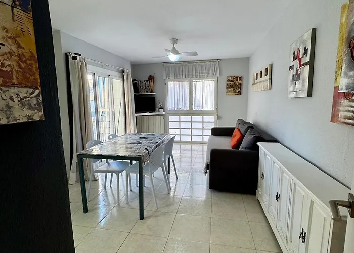 Zodiac Ab 2f * Lloret de Mar