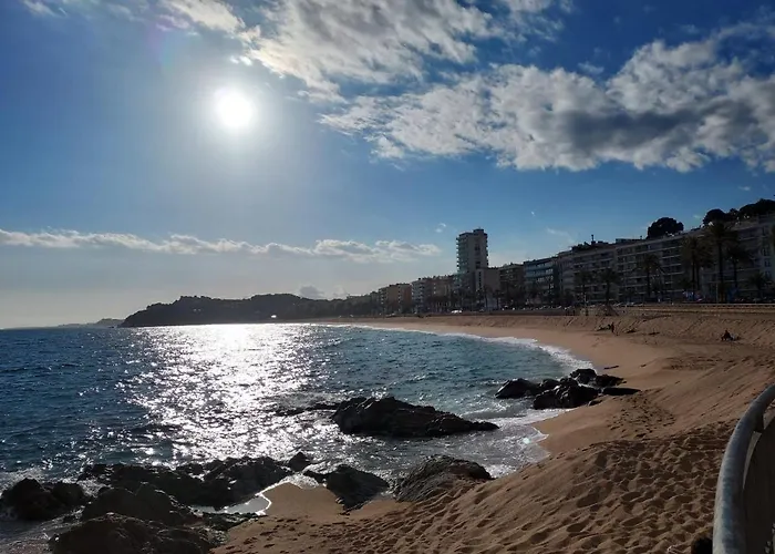 Zodiac Ab 2f * Lloret de Mar